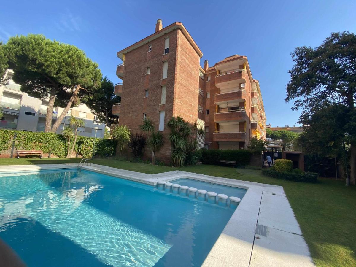 Las Antillas Con Piscina A Pie De Playa 4 Pax Lloret de Mar Extérieur photo